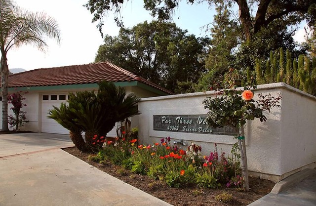 Lux 2/2 w/firepit next to Kaweah River & 10 min from Sequoia National Park