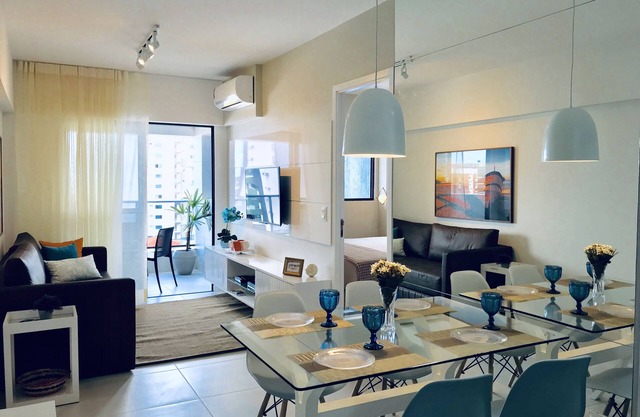 LUX. BEDROOM AND LIVINGROOM. EDF TIME. GREEN POINT