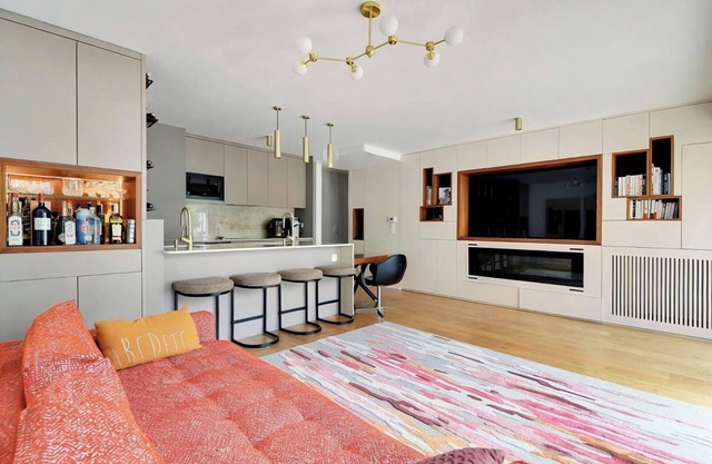 LUXE 2-bedroom apartment with TERRACE and AC in charming 2min Paris