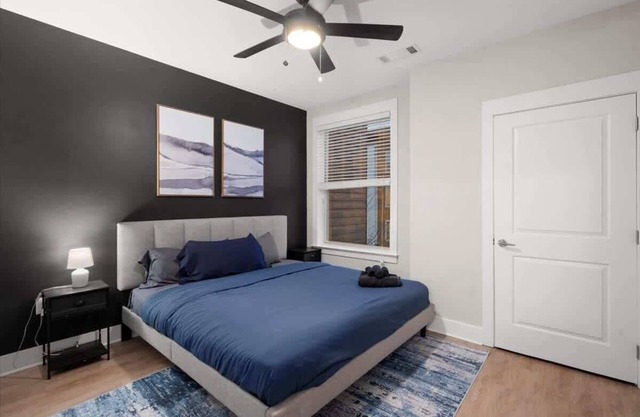 Luxe King 2BR Suite in Waverly Charlotte!