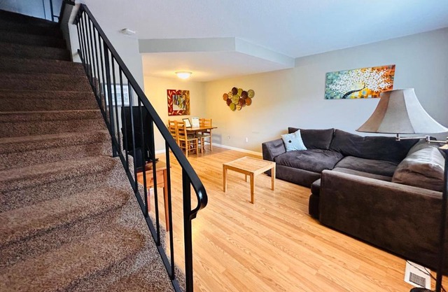 Luxe on Penn Family Friendly, Toddler amenities, baby proof with baby gate, toys, bath toys, cups and plates, Separate Workstation with Desk and Monitor, located in desirable SE Boise next to the Greenbelt and Boise River