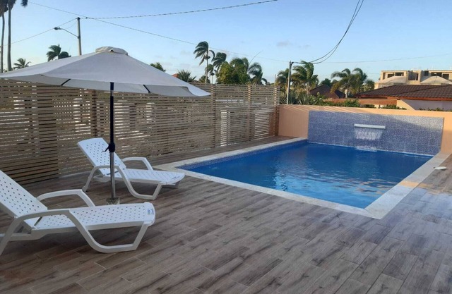 Luxe Spacious Villa With Private Pool, Ocean View and Gazebo,Close to Town 12 P.