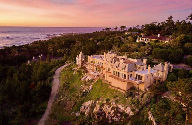 Luxe1 panoramic Pebble Estate