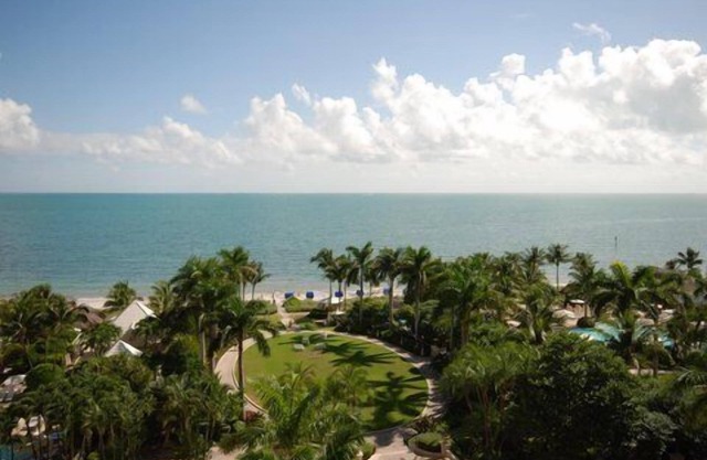 Luxurious 1 bdr suite oceanfront in the newly renovated Ritz Key BIscayne Miami