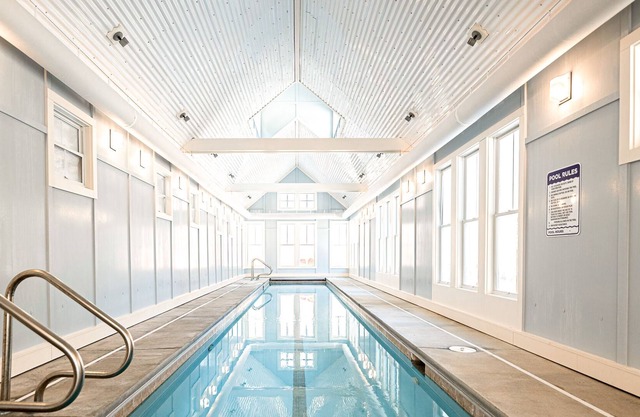 Luxurious 150yr old home near Duke with private heated indoor pool & 3 acres