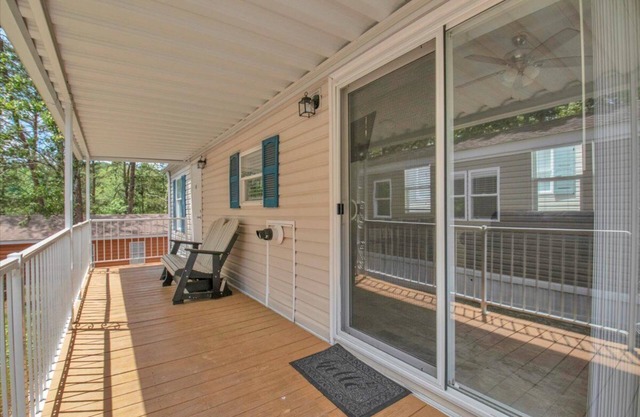 Luxurious 2BR Cottage in Pigeon Forge