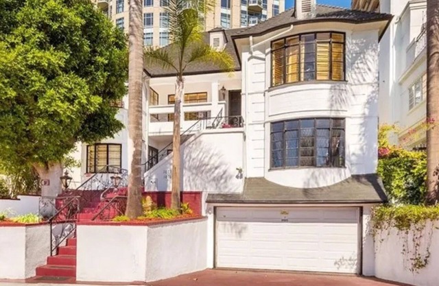 Luxurious 3-Bedroom Westwood Gem