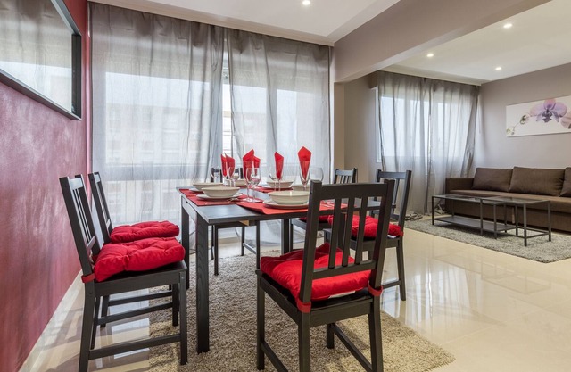 Luxurious Apartment (Charm and Character)