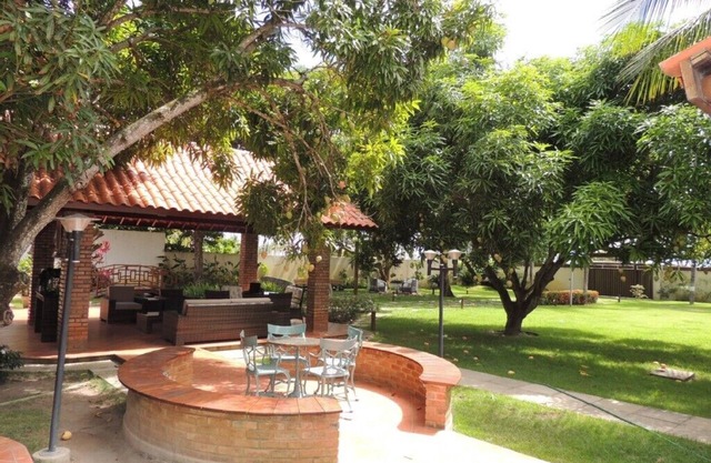 Luxurious Beach House with Pool and Full Leisure Area