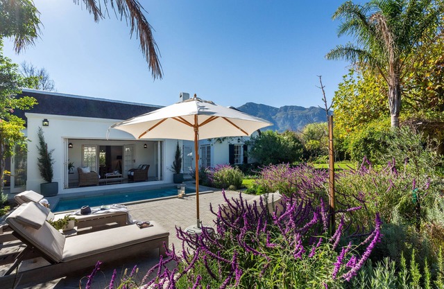 Luxurious Cape Dutch Villa in Franschhoek with Private Pool