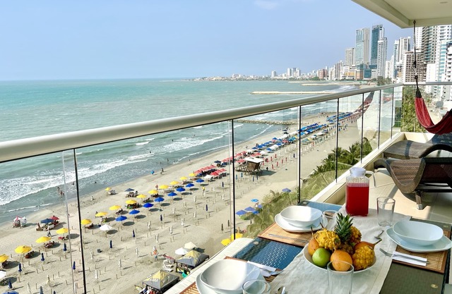 Luxurious Cartagena Beachfront apartment