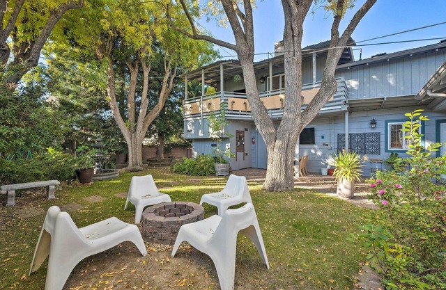 Luxurious Downtown Lodi Apartment in Wine Country!