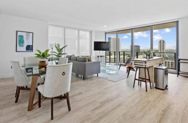 Luxurious, Modern 3BR in Miami with Ocean Views