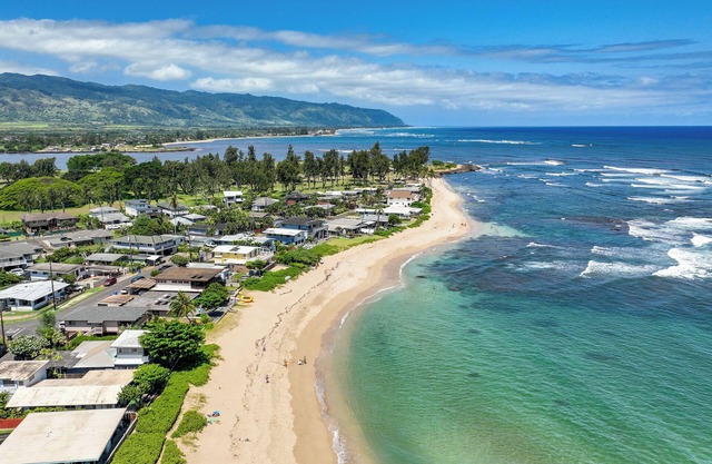 Luxurious Modern Retreat on Oahu’s North Shore