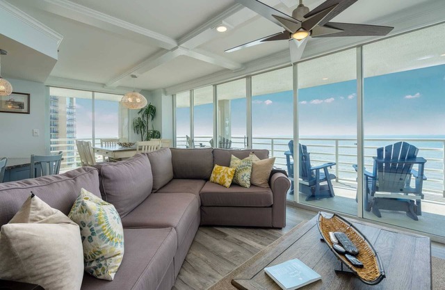 Luxurious Oceanfront 3 Bedroom 2 Bath Condo in Kingston Plantation - North Hampton 901