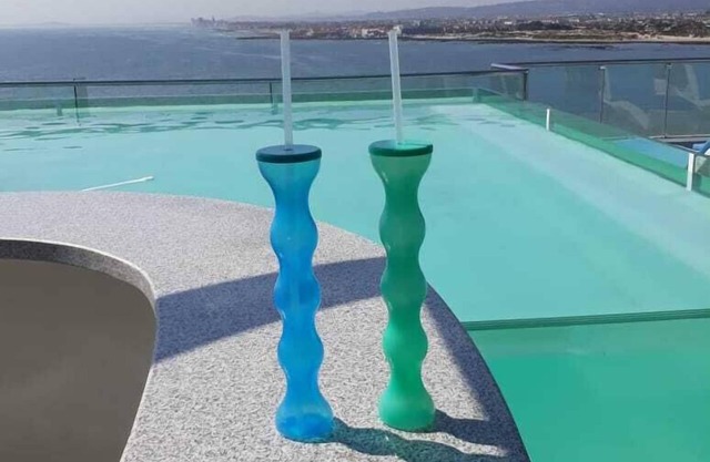 LUXURIOUS SELF CATERING PENTHOUSE - ENTIRE TOP FLOOR WITH SEA VIEW