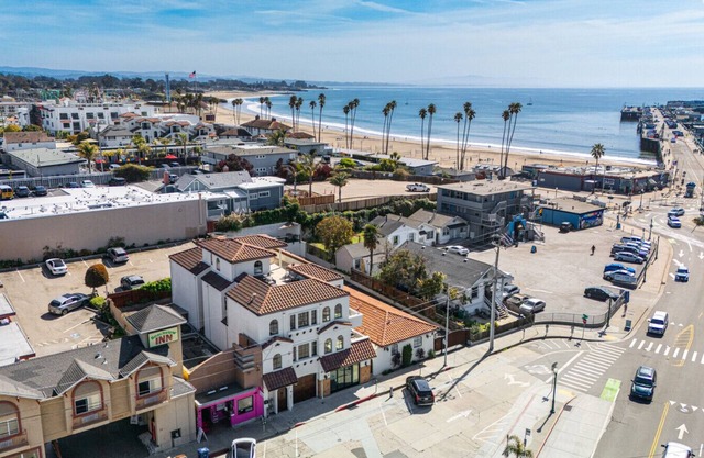 Luxurious Sea Crest Oceanview Villa- by Main Beach