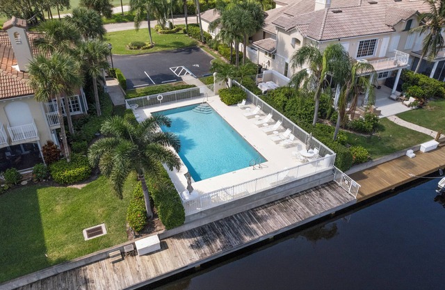 Luxurious Seasonal Rental on the Harbor Grand Harbor, Vero Beach! Stunning View