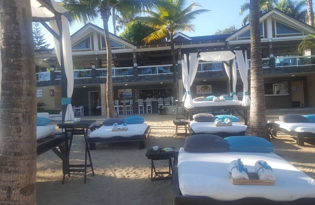 Luxurious Villas, and suites. Sandy Beaches