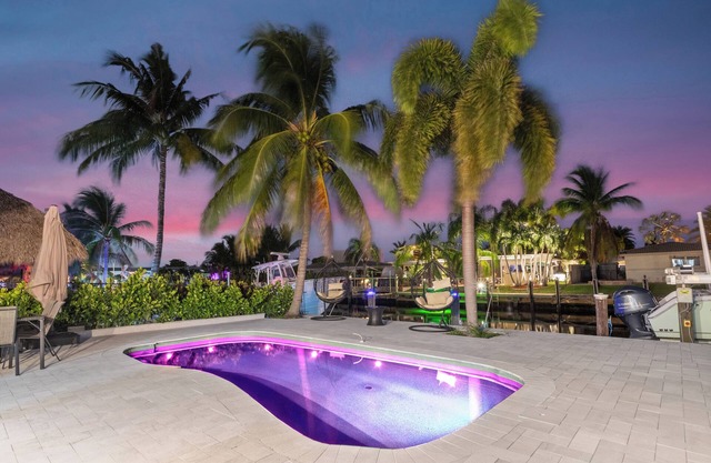 Luxurious Waterfront Ocean Access Heated PoolnWD Wifi 75Ft Dock Bring Your Boat