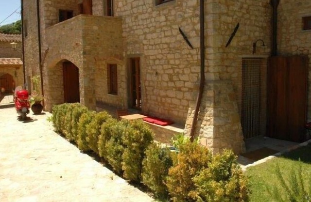 Luxury 1 Villa Apartment In Heart Of Chianti W/optional Vespa Scooters