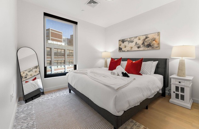 Luxury 1BR Near Broadway Southie 1633