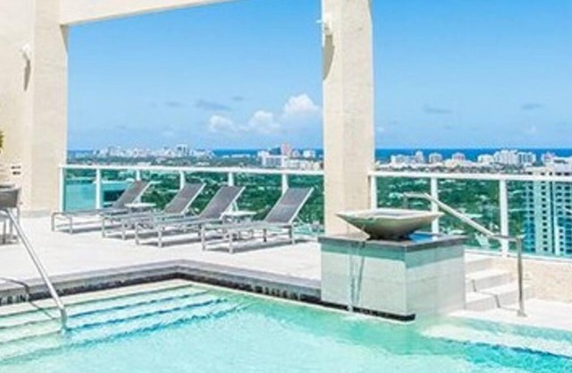LUXURY 2 bd APARTMENT LAS OLAS BREATHTAKING LOCATION! FREE PARKING!