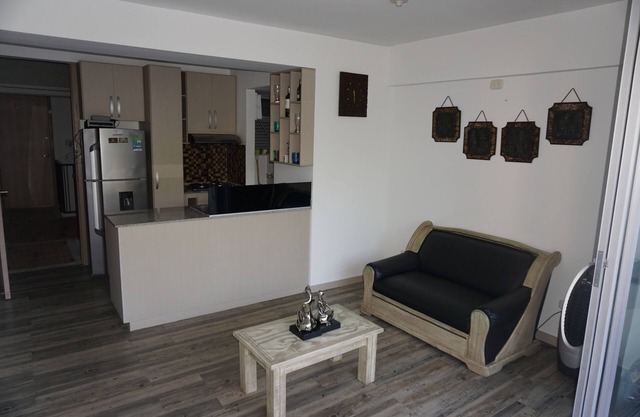 Luxury 2 beds and two baths apartment