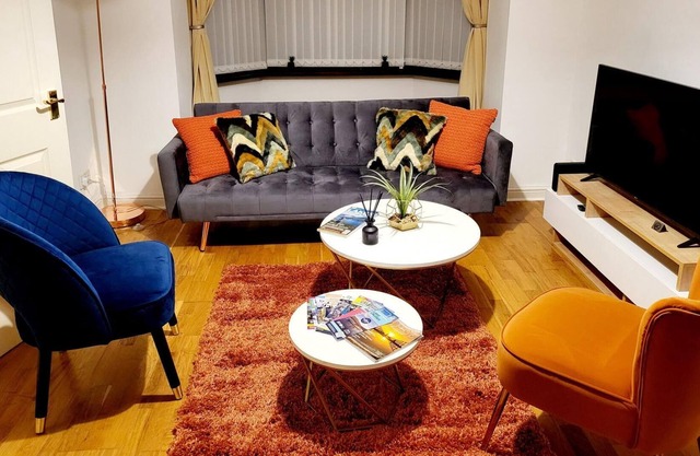 Luxury 3 Bed Hse Close to Beach Free WiFi Netflix