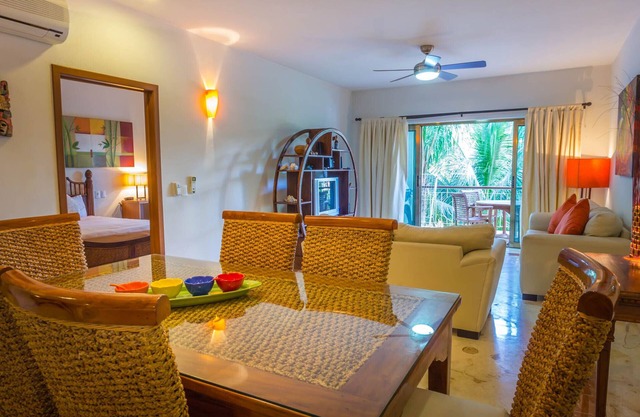 Luxury 3 bedroom Condo in Paseo del Sol by BRIC