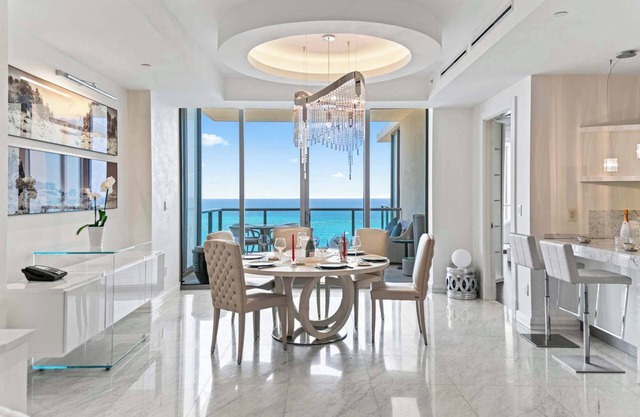 Luxury 5 Stars – Oceanfront Stay for 4 w/World-class Amenities