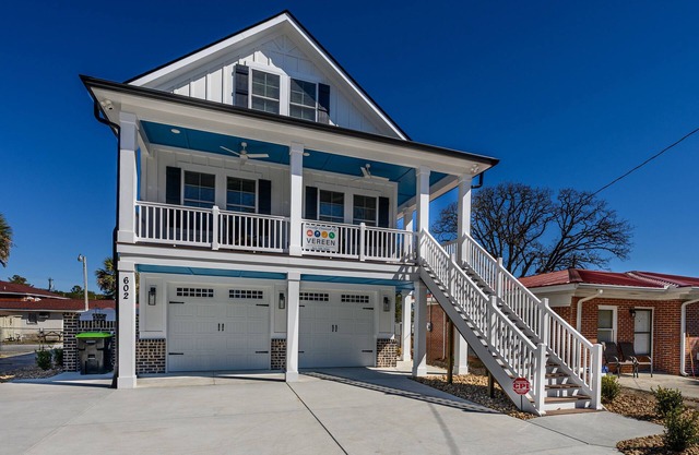 Luxury 5BD Beach Home-Heart of NMB-Private Pool-Walk 2 Bch