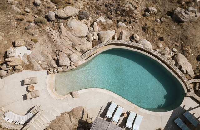 Luxury 5BDR Retreat in Mykonos