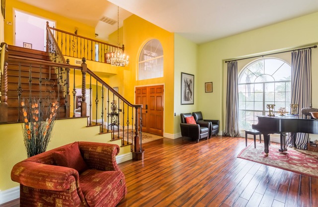 Luxury 5BR designer home w/private pool, newly renovated in Aug. '23