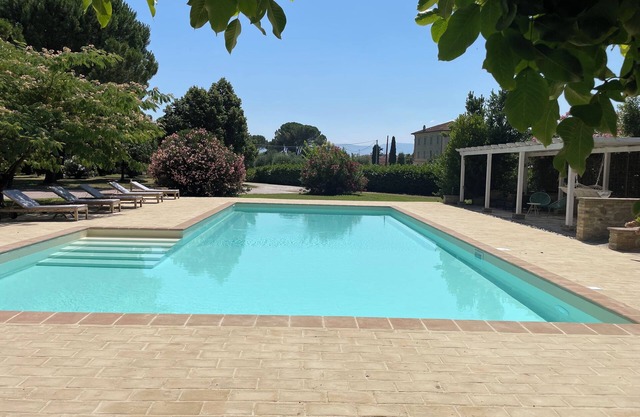 LUXURY AND CHARME NEAR ASSISI, UMBRIA!
