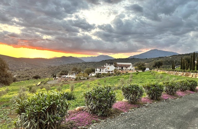 Luxury Andalusian Estate with Spectacular Lake & Mountain view