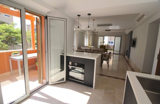 Luxury apartment in Sotogrande Marina