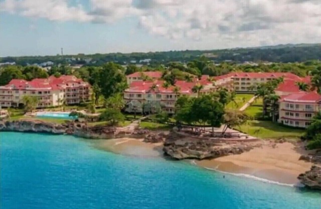 Luxury beachfront 2 bedrooms apartment in Sosua