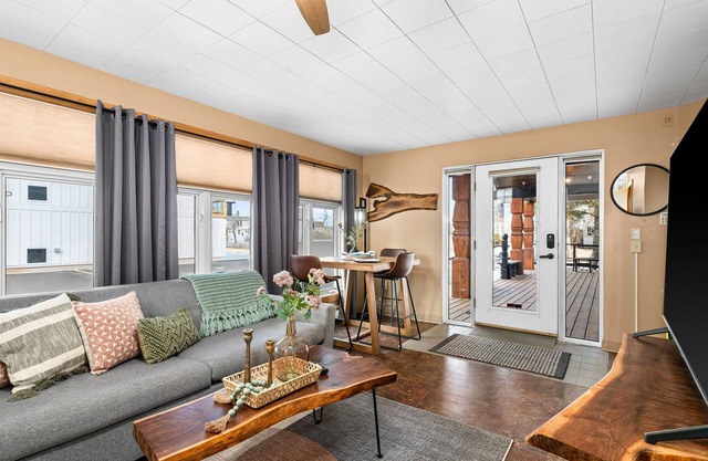 Luxury Condo w/Beach Access | Dragestil 723-2