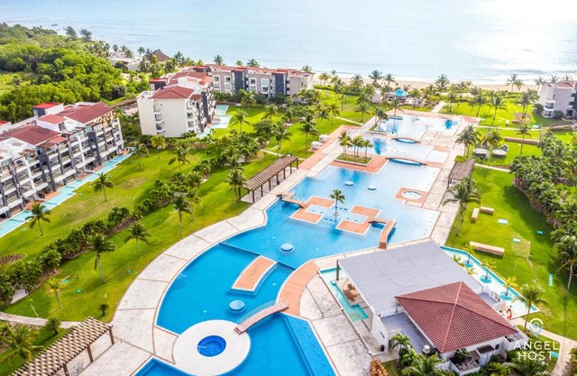 Luxury Condos at Mareazul Beachfront Complex with Resort-Style Amenities