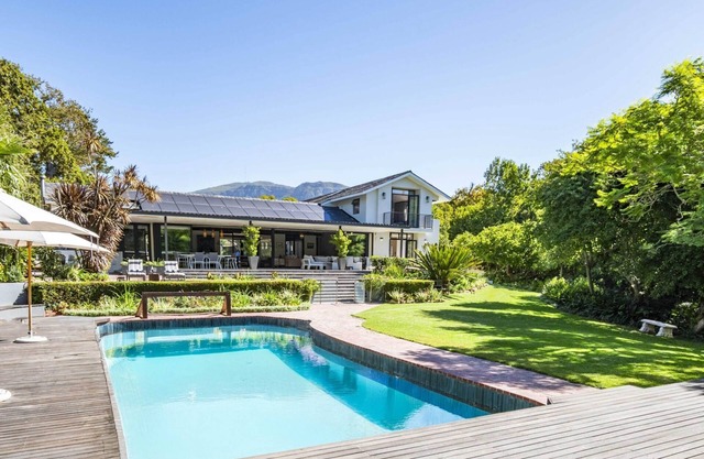 Luxury Constantia Villa Pool & Wine Retreat