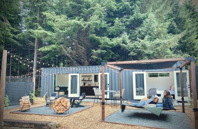 Luxury Container Under The Trees ~Soaking Tub~