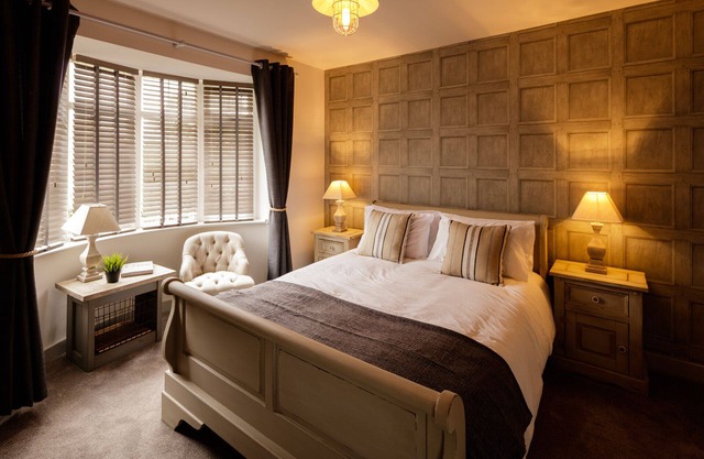 Luxury cottage by the sea/golf course, harbour, 5 bed,parking,garden,petfriendly