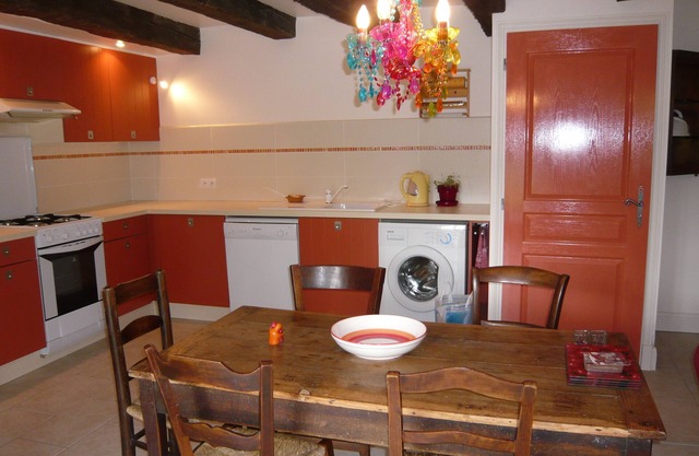 Luxury gite for adult couples, peaceful, open views, large swimming pool