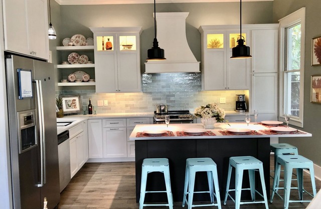 Luxury High End total Renovation-240 yds to beach-PetFriendly