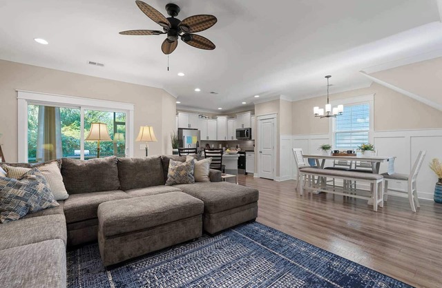 Luxury Hilton Head Villa Getaway 4BR 3 Full BA 1 Half BA Beach Essentials Includ