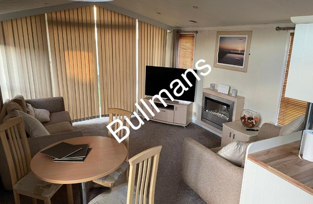 Luxury holiday caravan HIGHFIELDS GRANGE clacton-on-sea