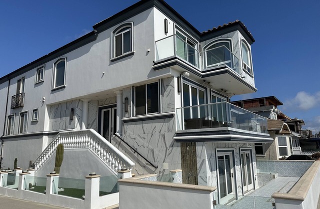 Luxury home on Hermosa Beach