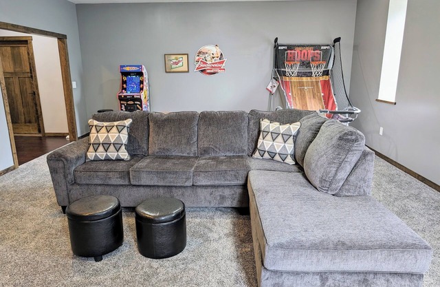 Luxury Loft just minutes from Casino & Lake