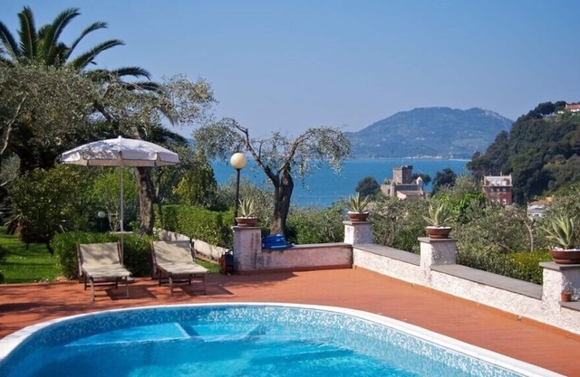 LUXURY MEDITERRANEAN VILLA WITH PRIVATE POOL
